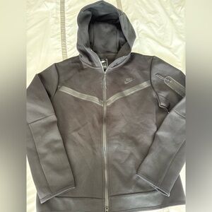 Nike Black Men’s Full-Zip Performance Hoodie Jacket